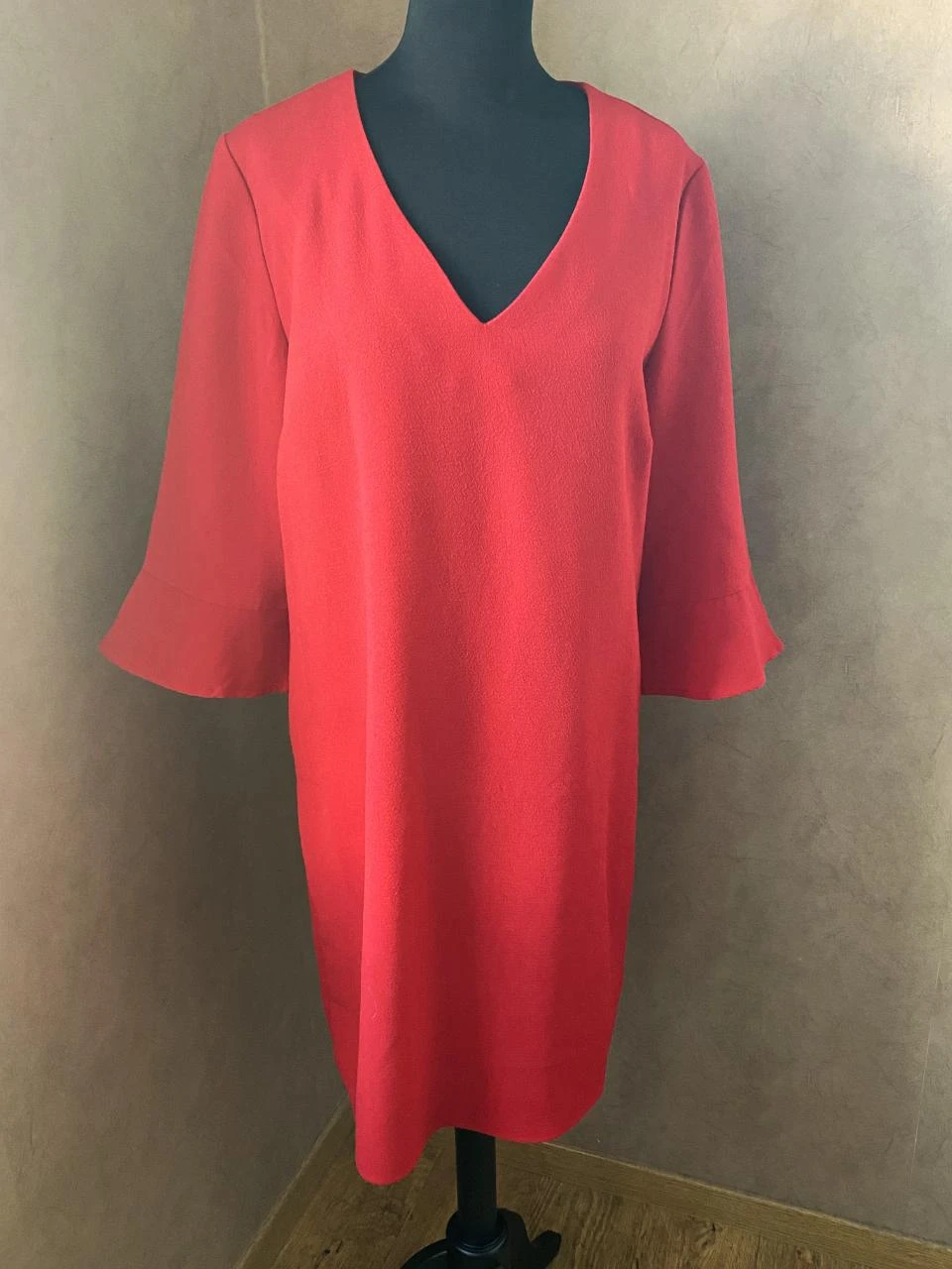 Robe droite rouge Camaieu T42 – Manches évasées – Élégante & intemporelle